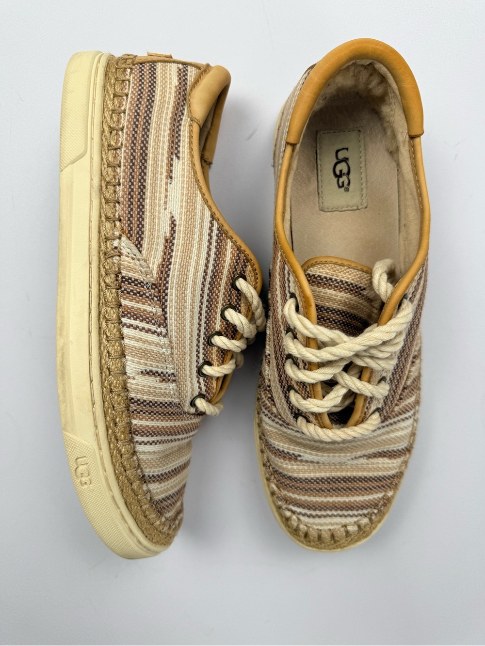 UGG Eyan II Serape Espadrille Sneakers 9.5 Beige Tan Stripe Coastal Boho